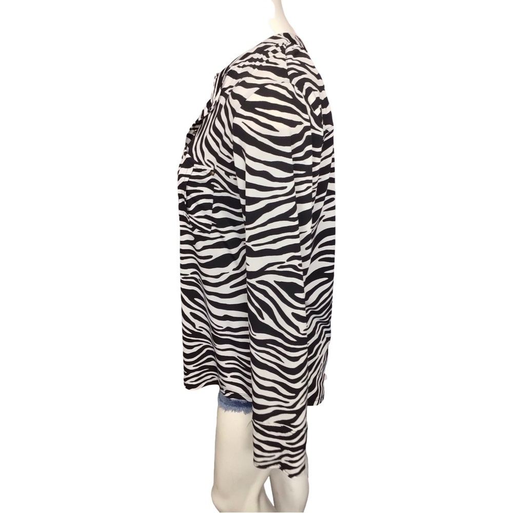 Chic Zebra Pattern Blouse - Picture 3 of 4